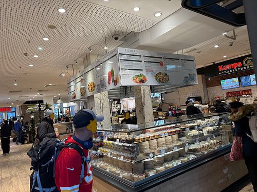 front  at Dean & David - Hbf in Frankfurt