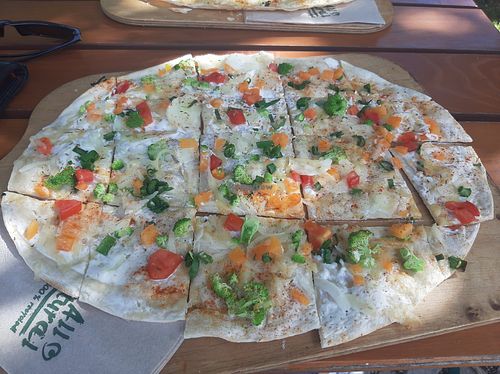 Veganer Flammkuchen at Brenzpark Gaststätte Lieblingsplatz in Heidenheim