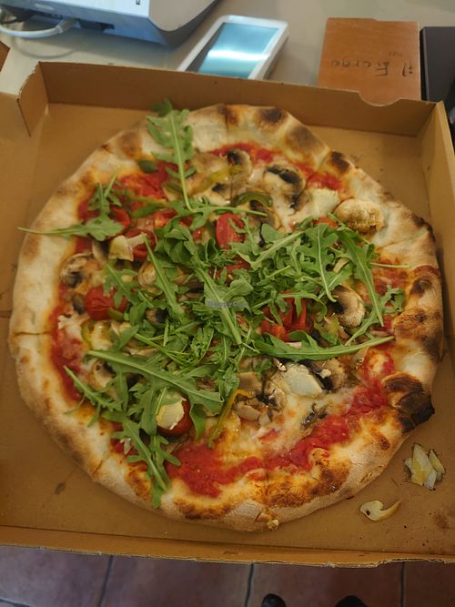 Cow cheese on pizza at Il Borgo in Rhodes