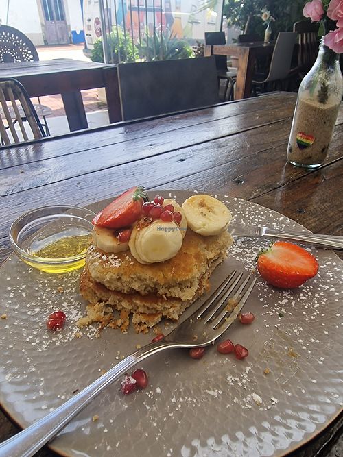 Vegan pancakes at Mundi Café in Charneca Da Caparica