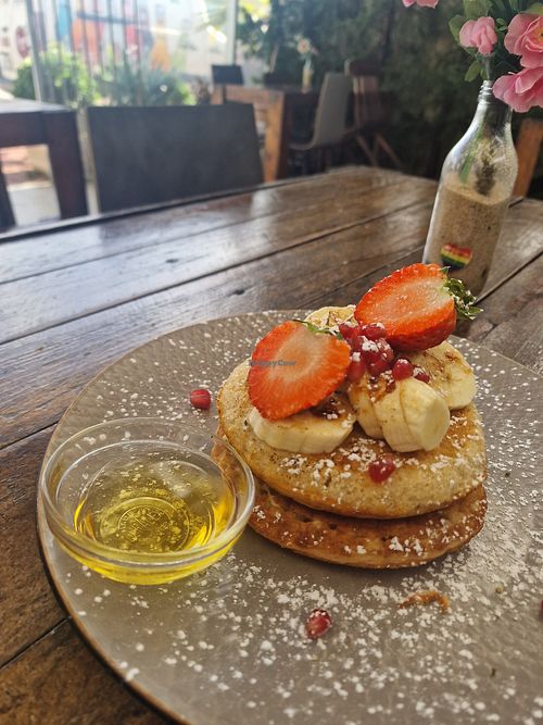 Vegan pancakes at Mundi Café in Charneca Da Caparica