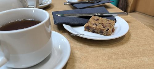 Tea with vegan fruity flapjack at Columba 1400 in Isle Of Skye