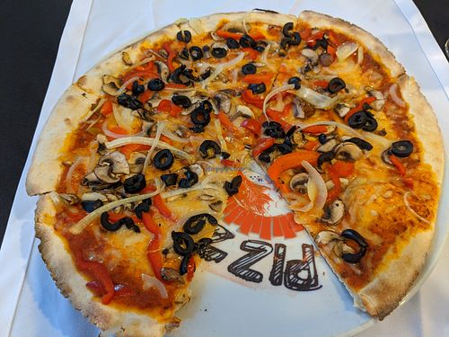 Vegan Pizza at Pizzeria Cucina dei Fratelli in Vila Do Conde