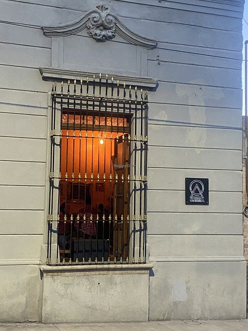 La entrada del restaurante  at Oniria in Saltillo