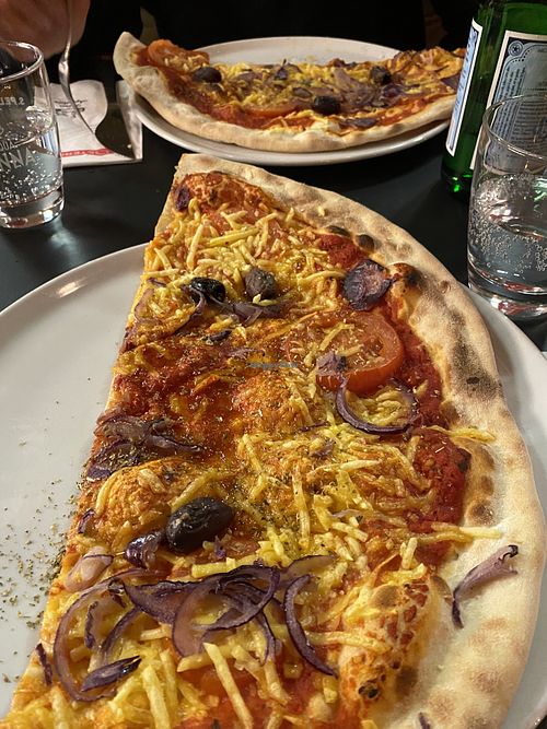 Vegane Pizza Rustica  at L'Osteria in Darmstadt