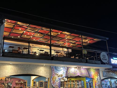 Restaurantee  at Delhi6 in Panajachel