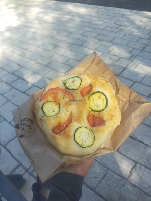 Vegetable focaccia at ORIGEN El Raval in Mogente