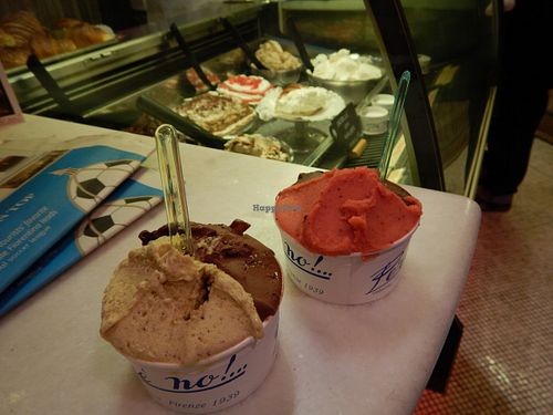 (right) strawberry and chocolate sorbet 
(left- not vegan) orange and chocolate, pistachio  at Perche No in Florence