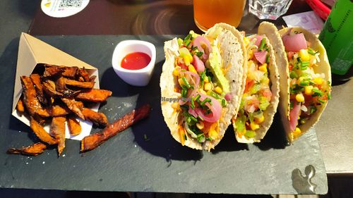 Vegan Tacos with sweet potatoes fries at Boniato - Restaurant in La Rochelle