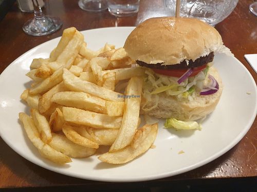 Lentil veggie burger at Alexandra in Great Yarmouth
