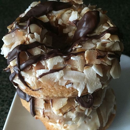 delicious donuts  at Erin McKenna's Bakery in Los Angeles