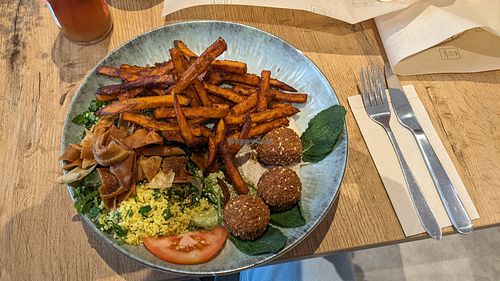  at Akam's Heidelberg in Heidelberg