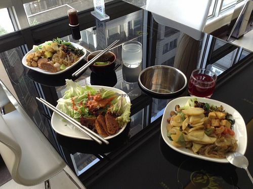 Round one of our buffet! Time to chow.... at Zhong Nong Jian Kang Jia Yuan in Kunming