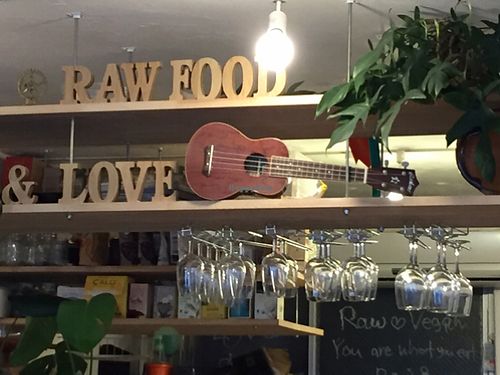 great little spot  at Raw8 Cafe in Osaka