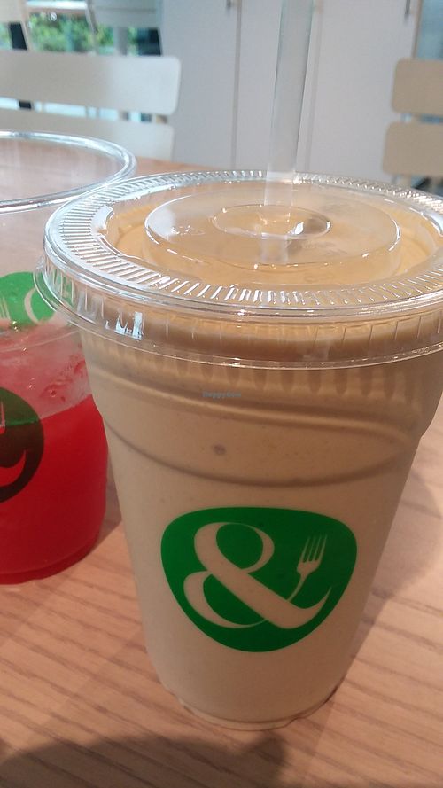 Maple pea-nut smoothie and Lemon raspberry aqua fresca. at Crisp & Green in Naples