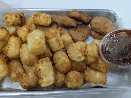 Nuggets and tots at Plantiful Superfoods in Seattle