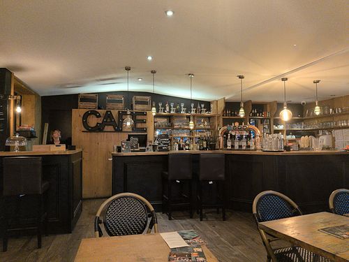 The bar area at La Brasserie Royannaise in Royan