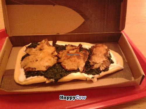 Ironman: creme, spinach and mushrooms on a bread paste at M.O.B. - Cite de la Mode in Paris