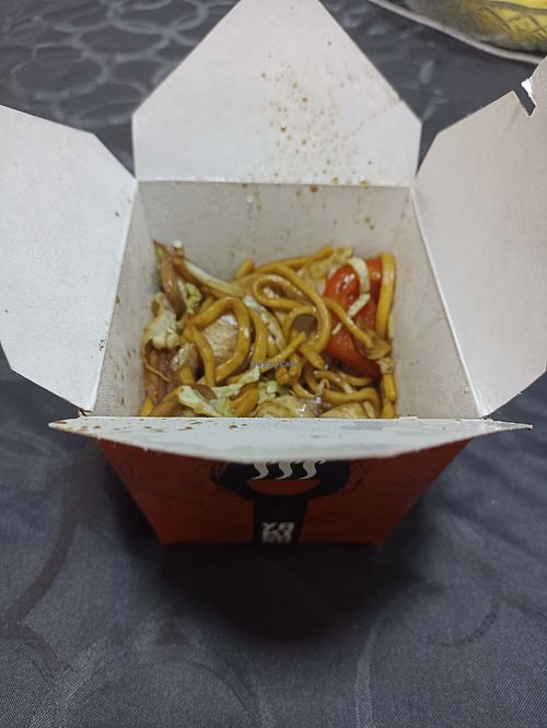 Yakisoba de legumes com cogumelos at Asian Wok in Santa Catarina