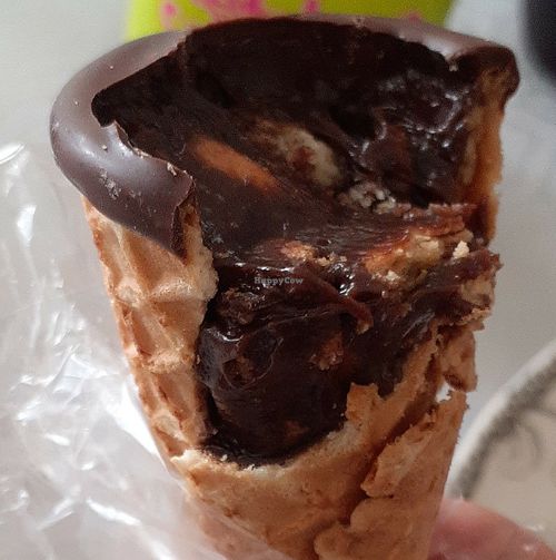Cone trufado de palha italiana Vegano at Conection Cones in Sao Paulo