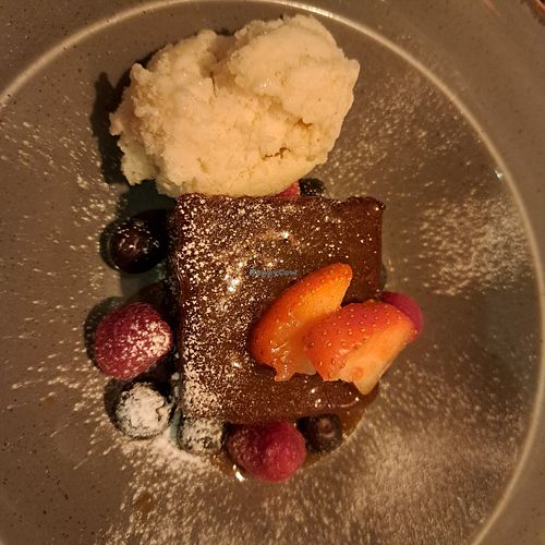 Banana sticky toffee pudding at Duncans Bar & Bistro in Irvine