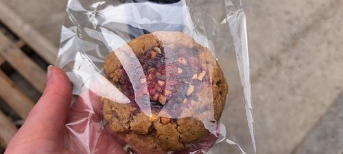 Takeaway cookie at Salute Vegan Store in Seoul