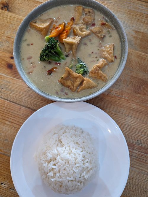 Green curry with rice at Home Edition in Dunedin