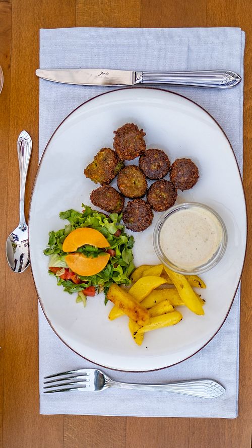 Falafel at Anfora Otel Sarap Evi in Altinoluk