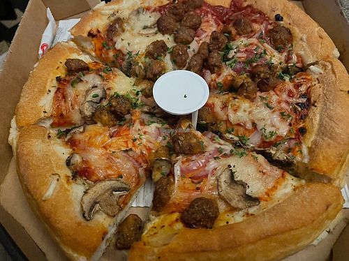 Pizza beyond   at Pizza Hut in Ninove