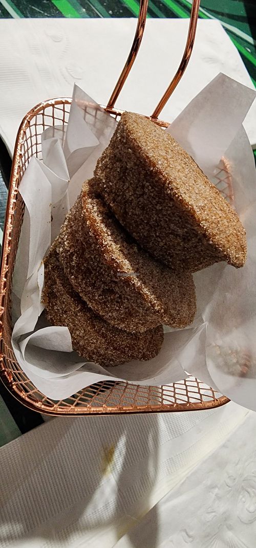 Churro mini donuts at DOS PINK in Phoenix