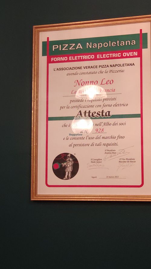 Certificate at Nonno Leo in La Rochelle