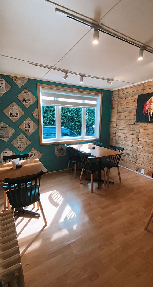 indoor seating   at Be Happy Café in Punta Arenas
