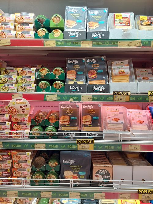 Vegan cheese and hummus at VOLI Shop in Niksic