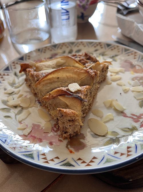 Vegan apple cake   at Te Kubé in Gjirokaster