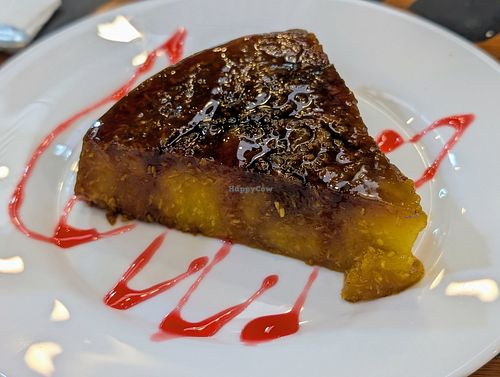 Full piece of flan at Menta y Limón in Buenos Aires