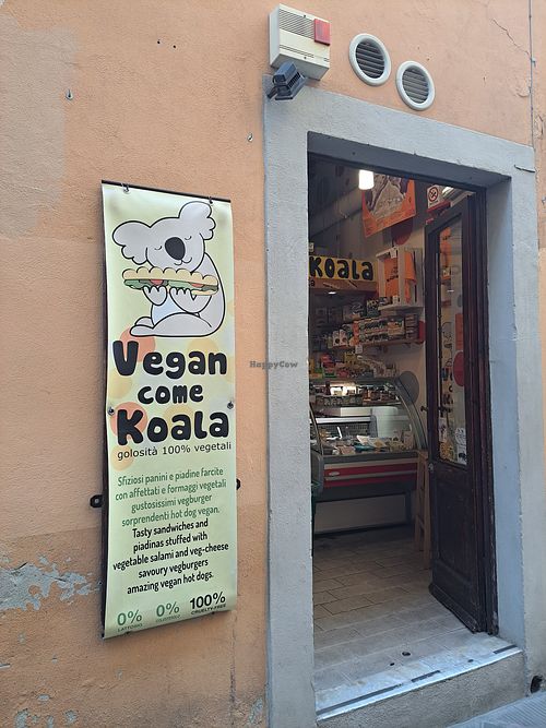 Exterior at Vegan Come Koala in Pisa