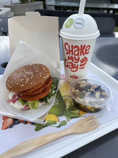 Spicy Avocado Grilloumi, Pear Milkshake (Coconut Base), Bean Salad  at MAX in Norsborg