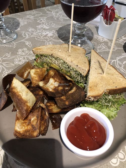 Vegan sandwich  at Café del Sol in Merida