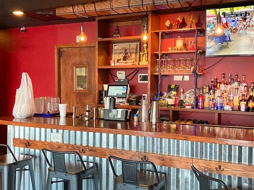 Bar at Erawan Thai Kitchen in Aurora