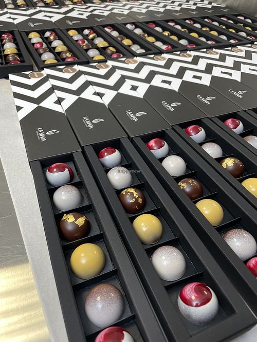 6er Pralinenbox einfach selbst mischen   at La Mara Chocolaterie  in Barbing