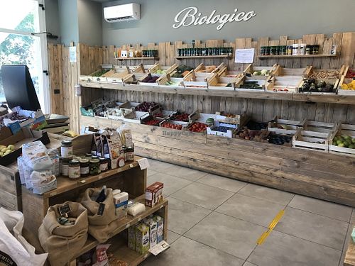 Organic fruits And vegetables   at Be.Ba Frutta Srl  in Villafranca In Lunigiana
