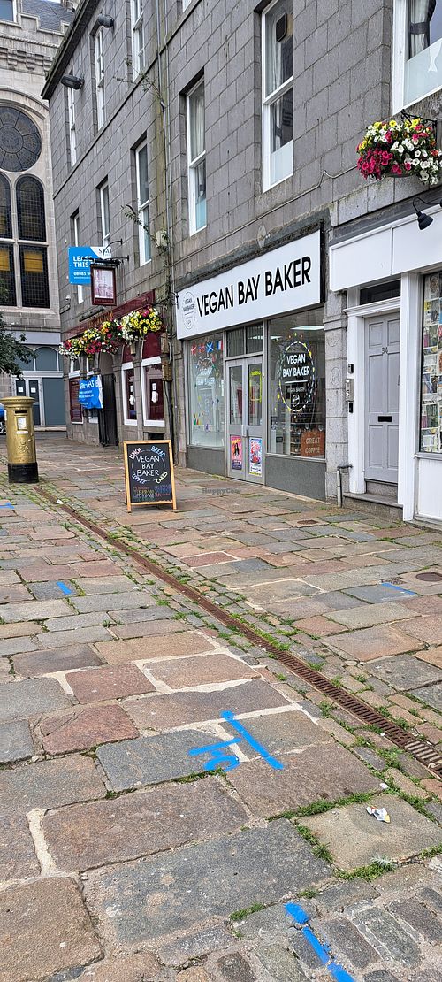 Shop front at Vegan Bay Baker in Aberdeen
