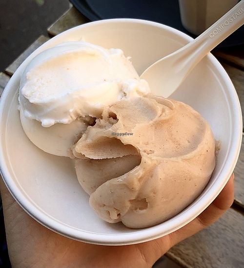 Marron et noix de Coco   at Sur le Bout de la Langue in Lyon