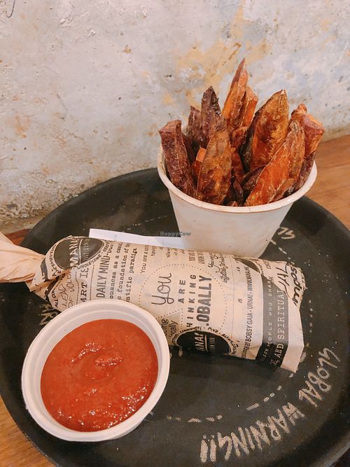 Mana! Ste Flatbread and Yam and Dip at MANA! - Soho in Hong Kong Island