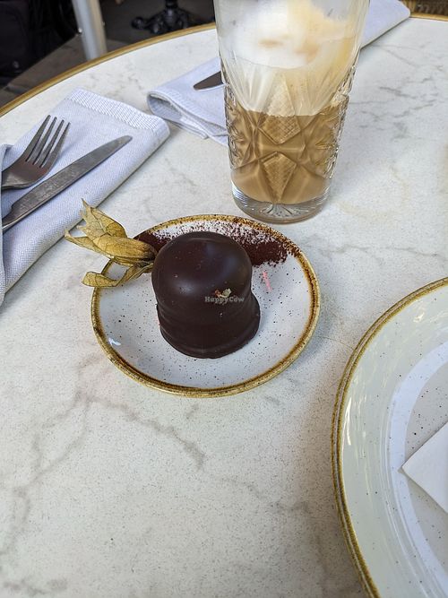 Flødebolle at Bistro Verde in Copenhagen