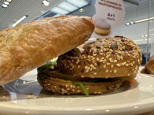 vegan snacks  at Anker - Südtiroler Platz in Salzburg