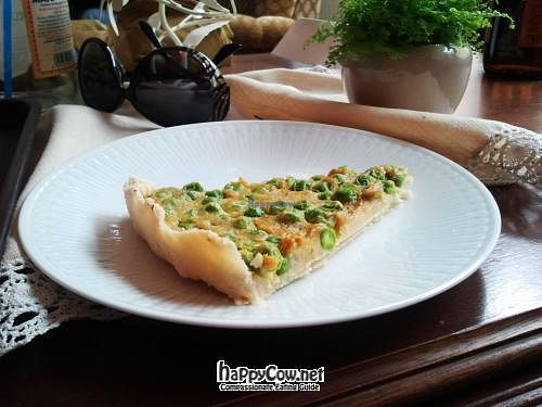 vegan peas and curry quiche at Cafe Vogelfrei in Mannheim