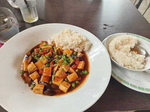  at Shanghai House in Zadar