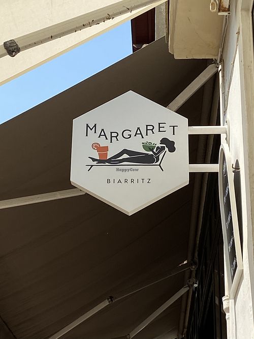 Insegna del locale  at MARGARET in Biarritz