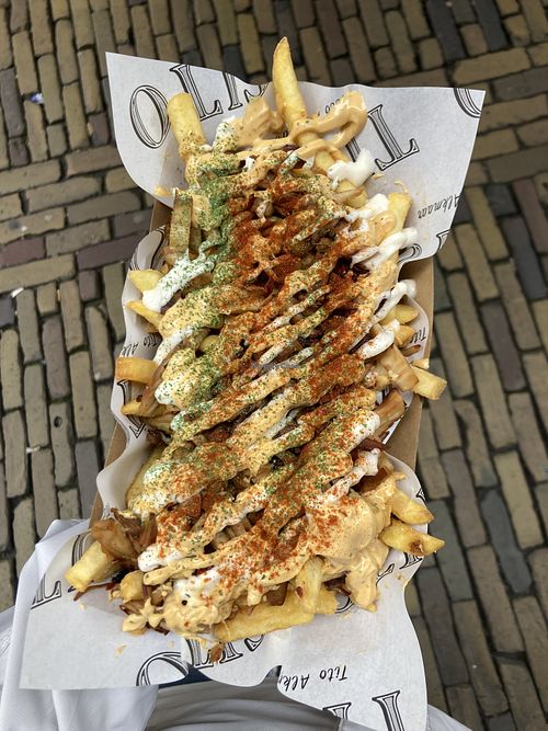 Pulled jackfruit spicy loaded fries with a  at Tito Alkmaar in Alkmaar